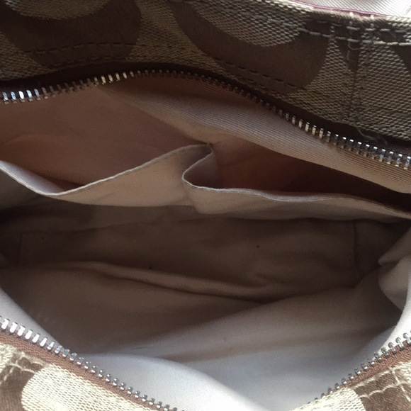 Coach Purse w/ Several Pockets - Picture 8 of 8